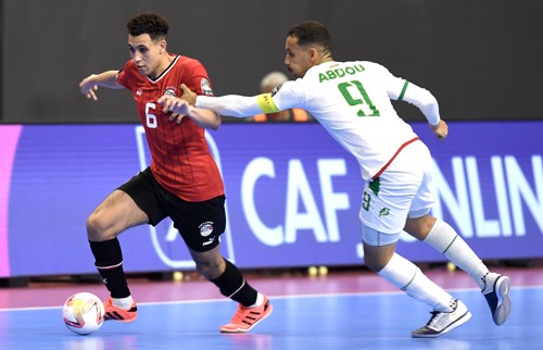 Mohamed Talaat Farag of Egypt challenged by Abderhemane Bouhoumady of Mauritania during the 2024 CAF Futsal Africa Cup of Nations AFCON match between Mauritania and Egypt